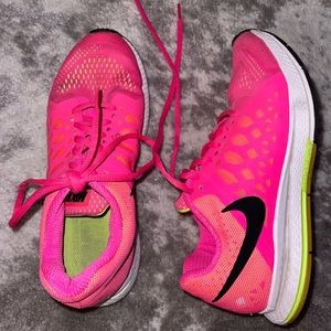 Nike Pegasus size 7.5